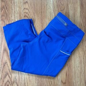 Athleta Womens Blue Relay Capri Crop Tight Leggings Reflectors m